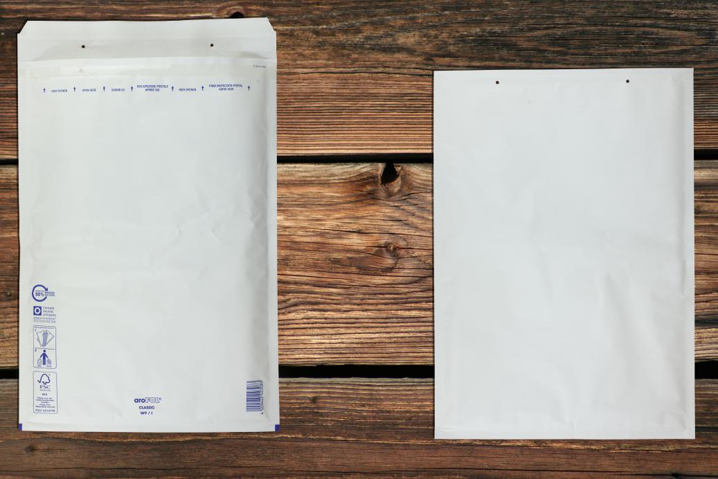 Luftpolstertaschen 320x455 mm (9 / J) Haftklebend Weiß